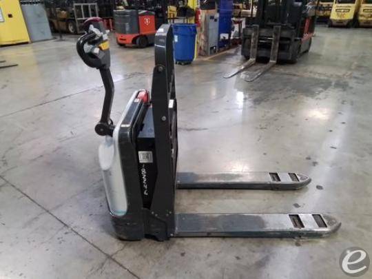 2018 Unicarriers WLXT2W7S22V Electr...