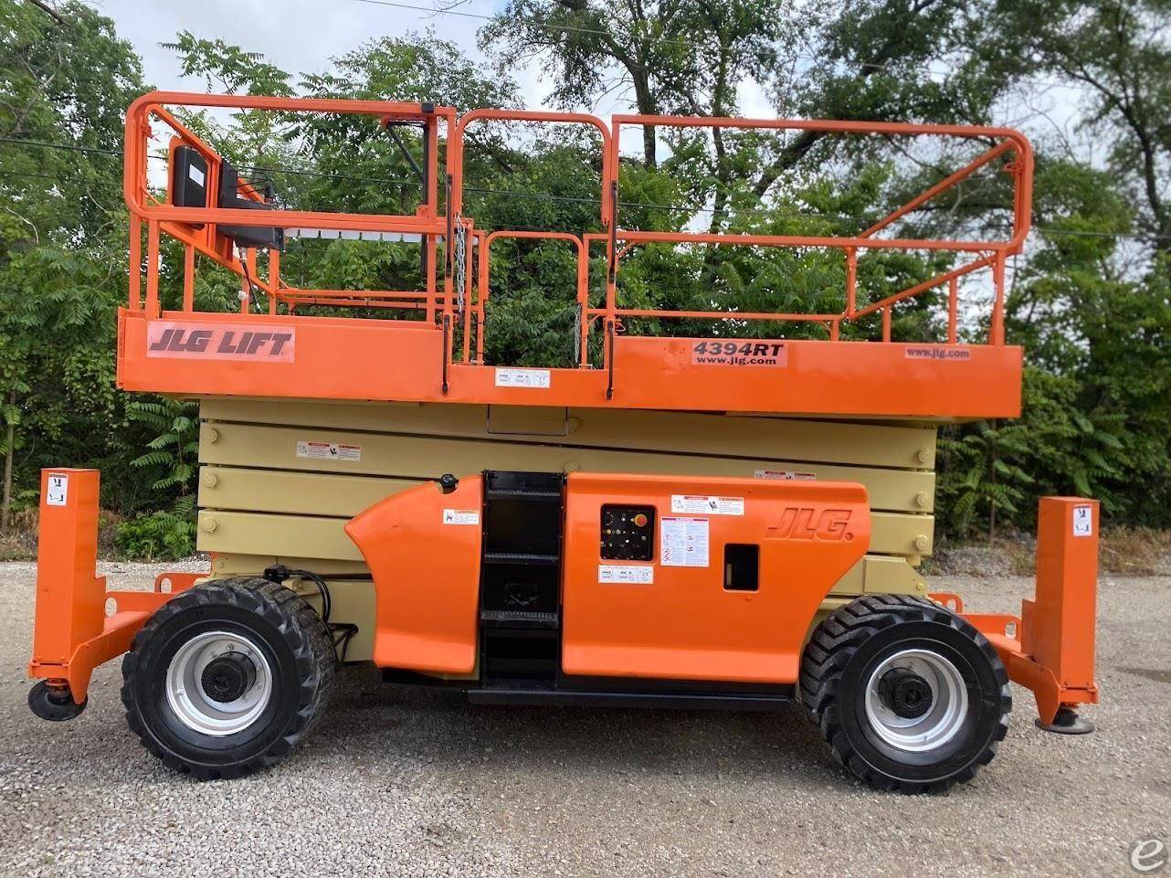 2015 JLG 4394RT Diesel Scissor Lift - 123Forklift
