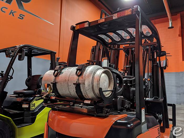 2026 Viper Lift Trucks FY15