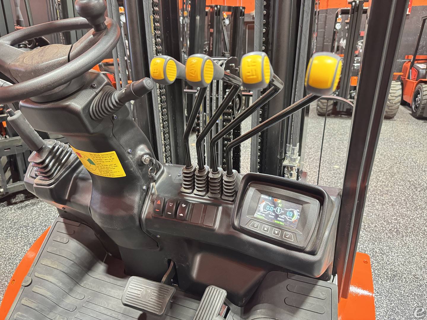 2026 Viper Lift Trucks FB35FH