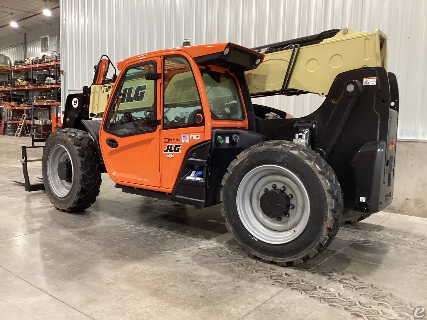 2026 JLG 943