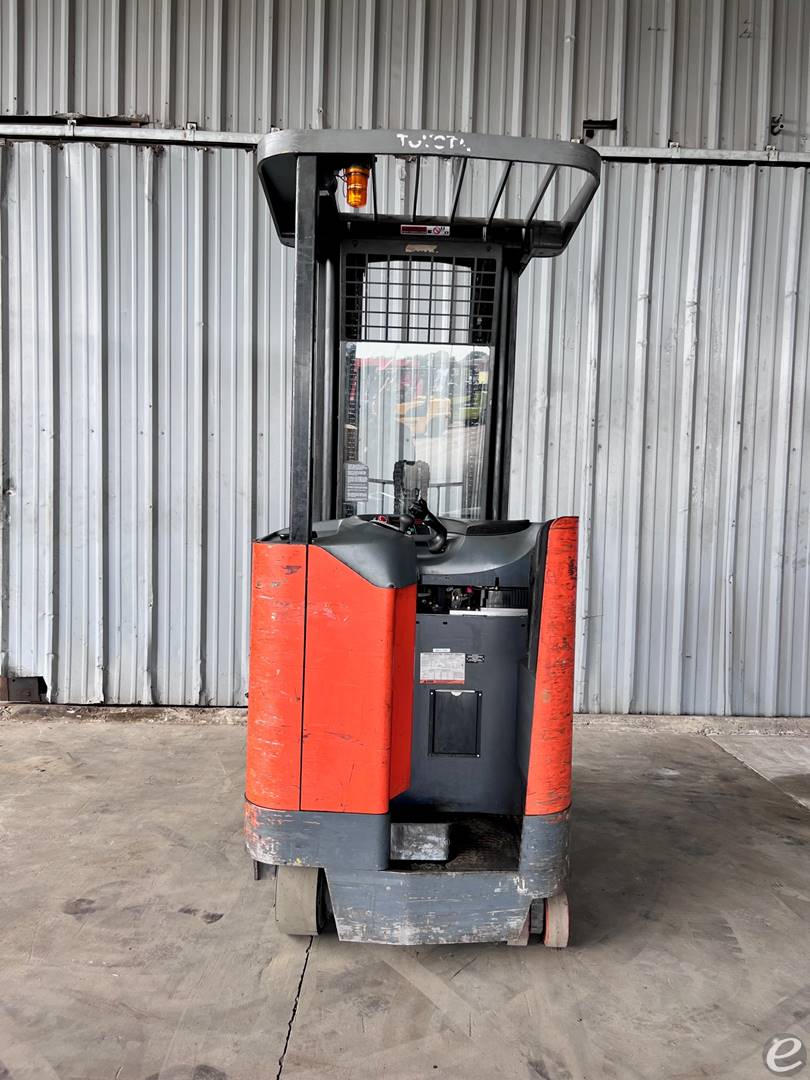 2006 Toyota 7BRU18 Electric Reach Truck - 123Forklift