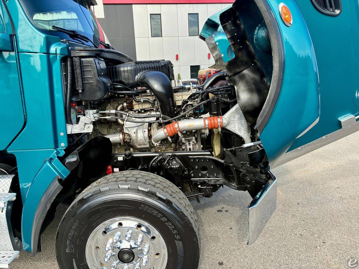 2023 Freightliner 122SD