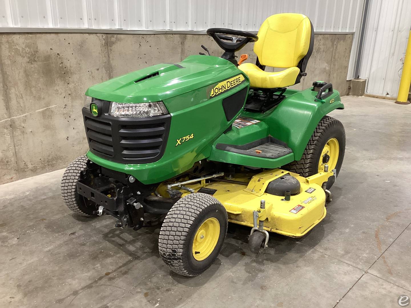 2015 John Deere X754