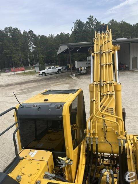 2022 Komatsu PC360 LC-11