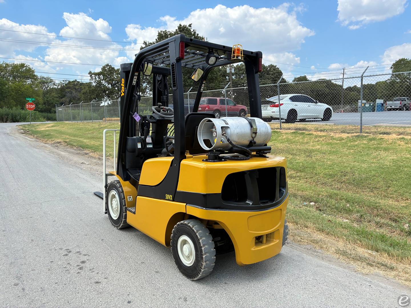 2015 Yale GLP050VXNDAE086