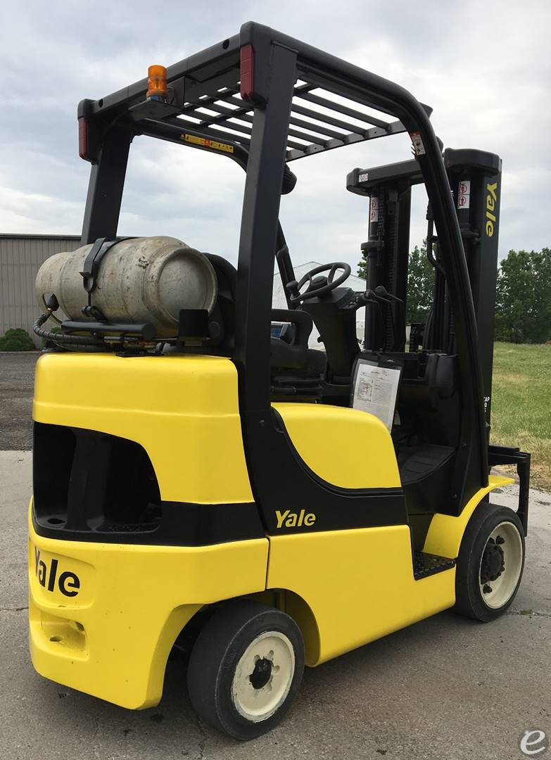 2013 Yale GLC050VXNVRE083