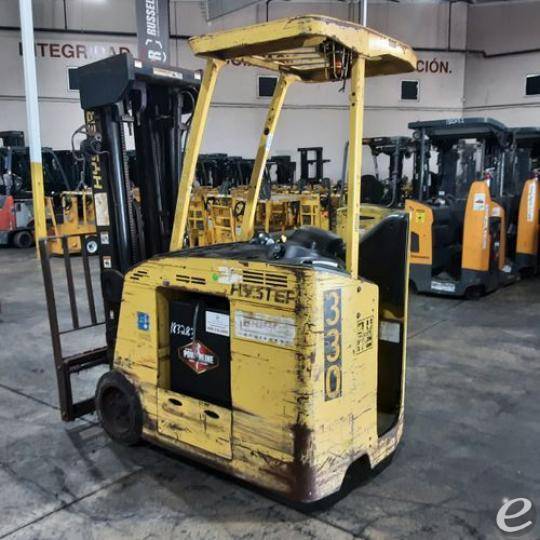 2017 Hyster E40HSD3-18 Electric Forklift - 123Forklift