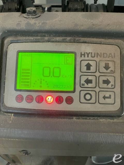 2020 Hyundai 13BOP-7 Electric Order Picker - 123Forklift