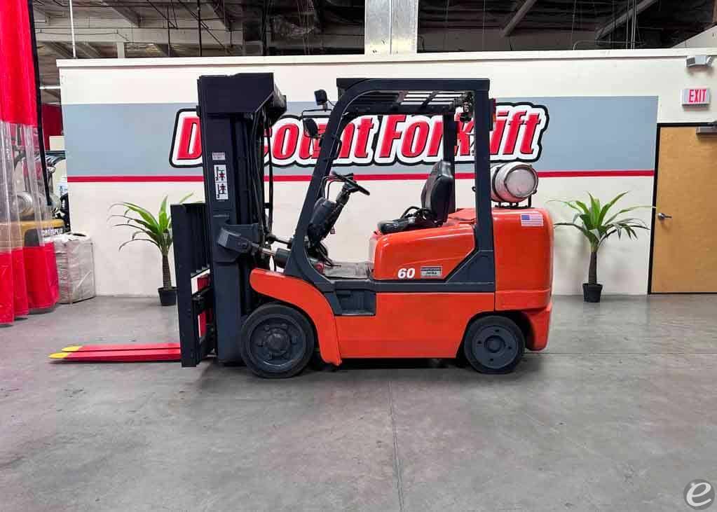 2006 Tusk 800CG-8 LP Gas Forklift - 123Forklift