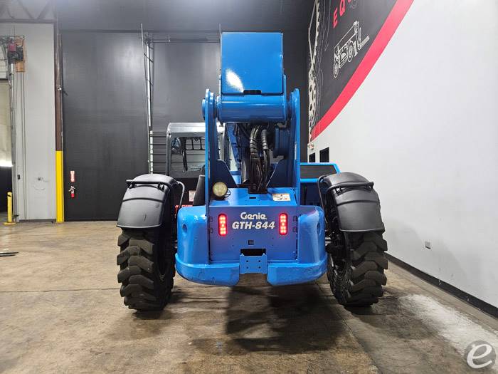 2019 Genie GTH844