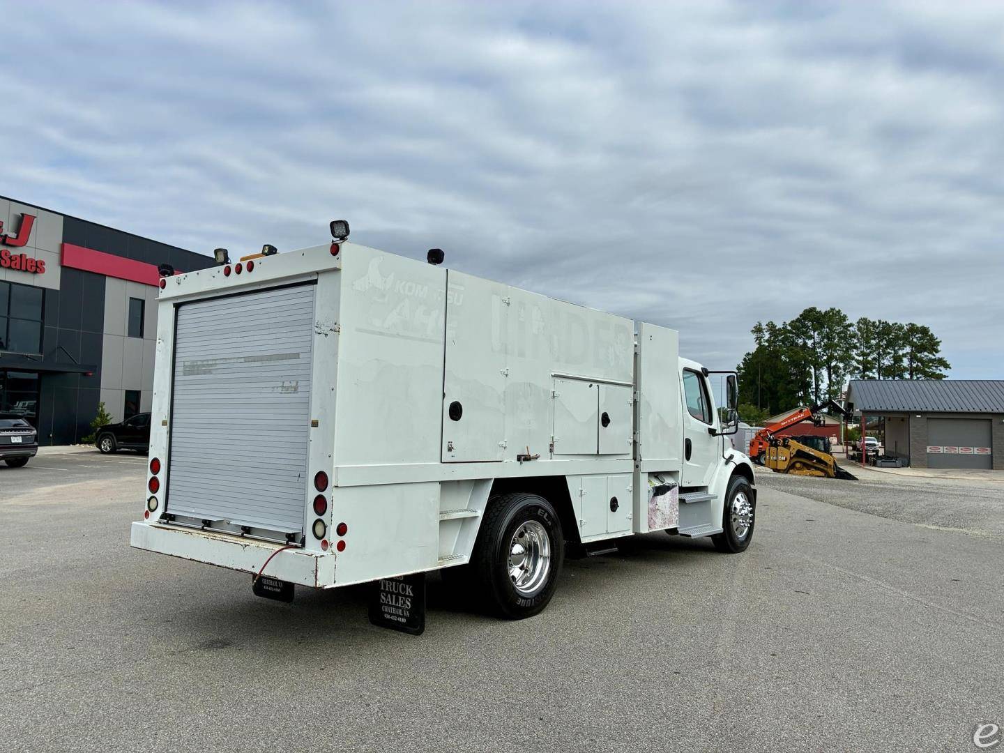 2016 Freightliner BUSINESS CLASS M2 106