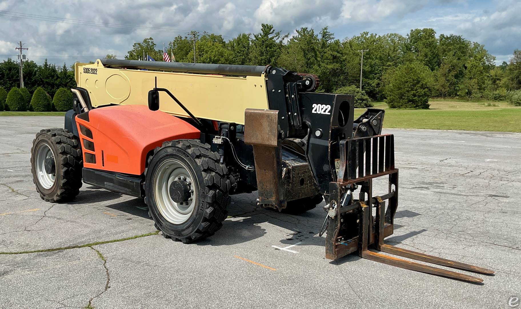 2020 JLG 1255