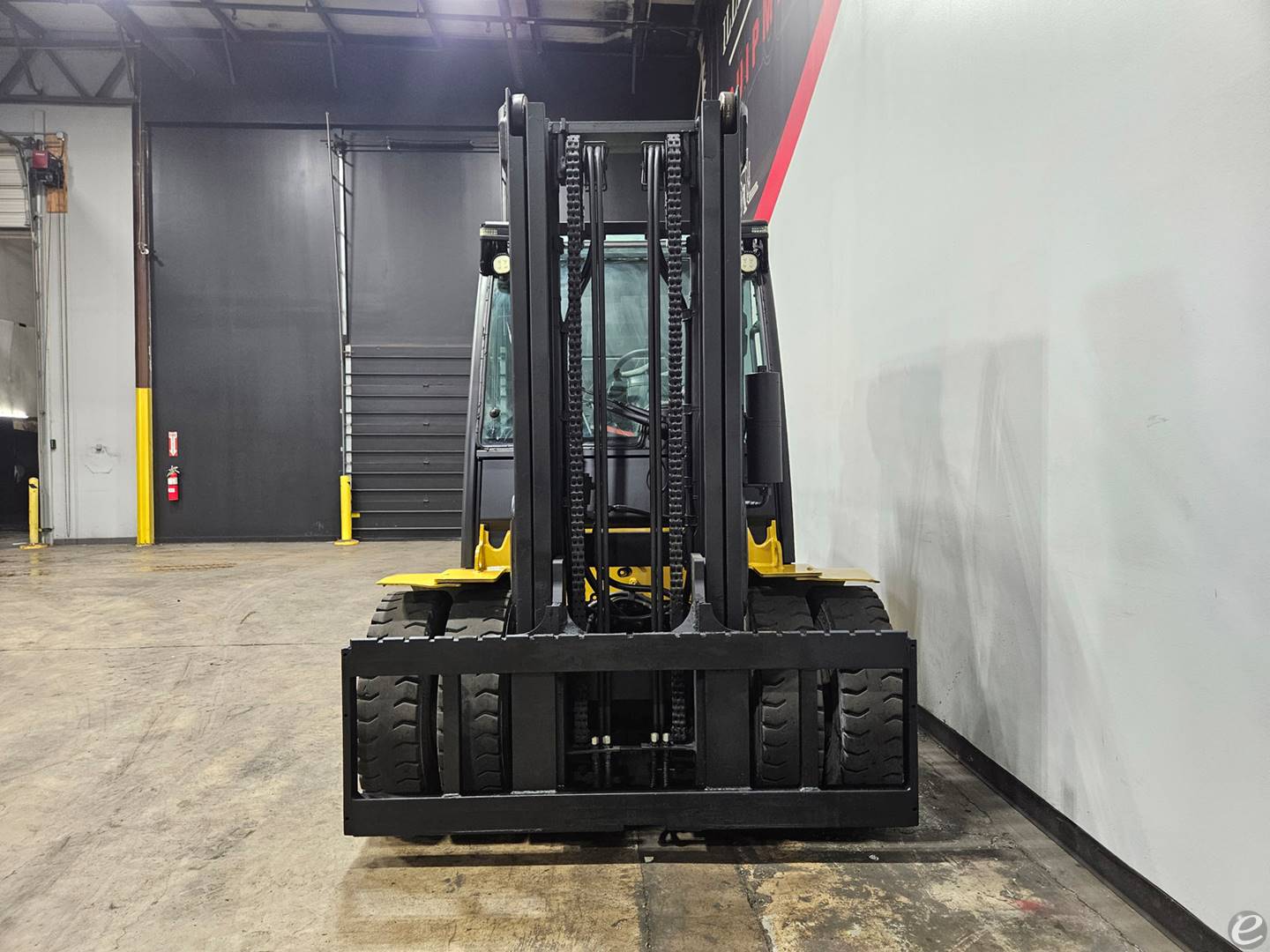 2017 Yale GDP120VX