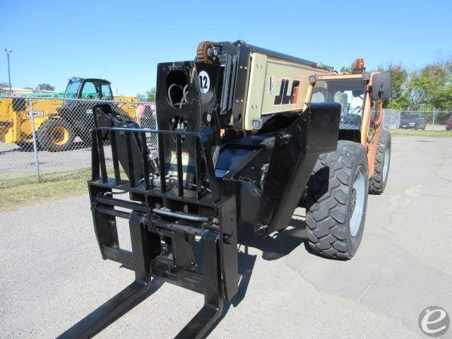 2015 JLG 1255