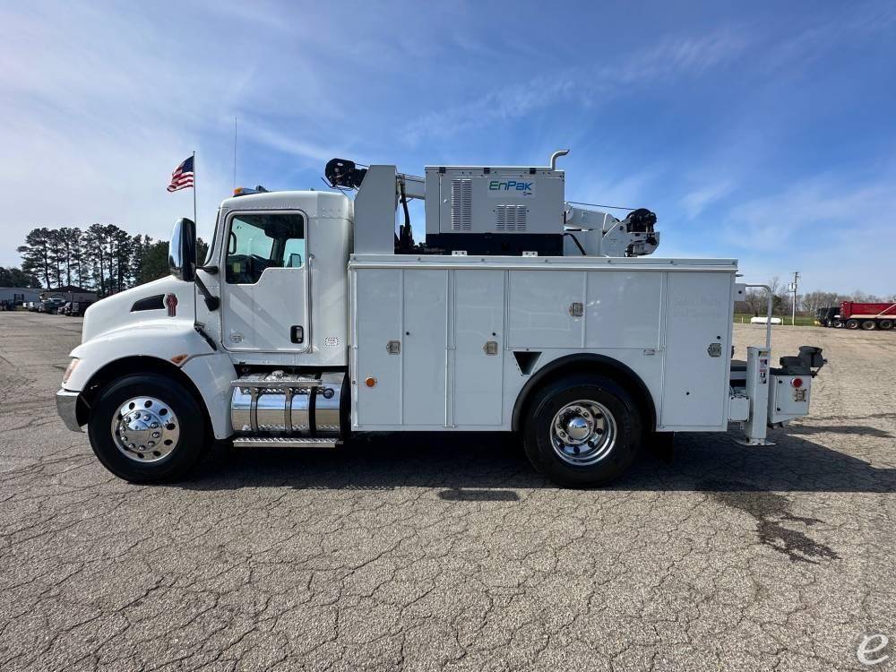 2017 Kenworth T270