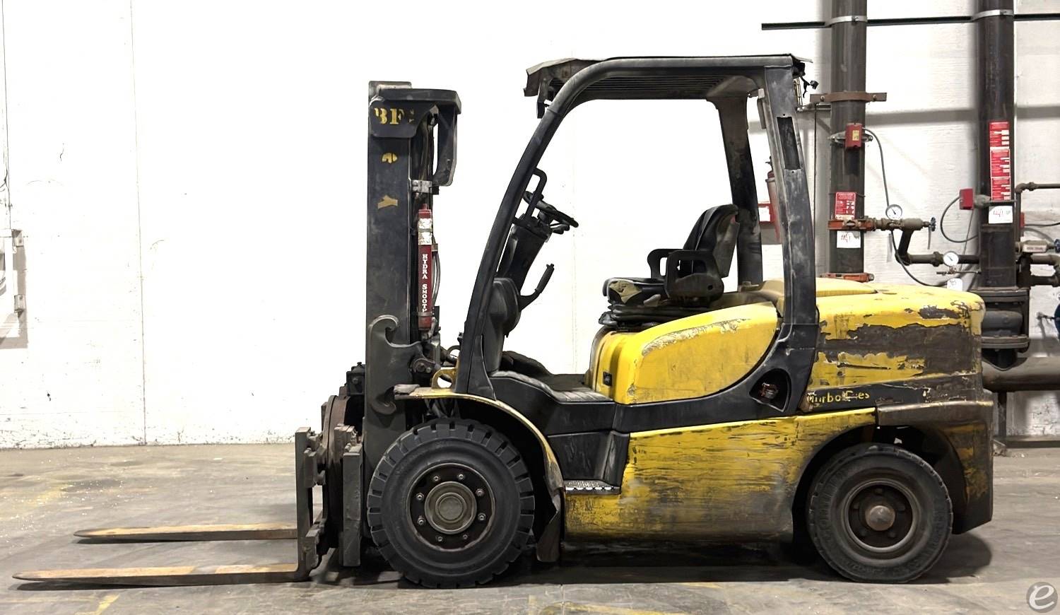 2022 Yale GP090VX