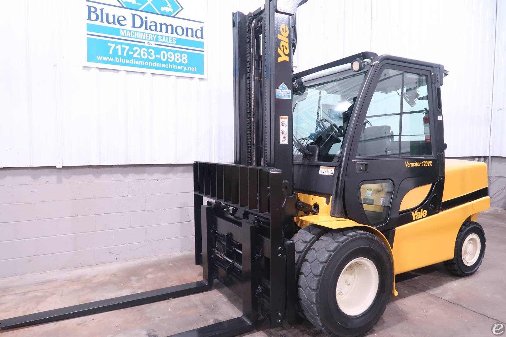 2012 Yale GDP120VX