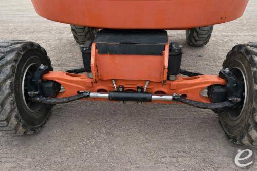 2017 JLG 450AJ