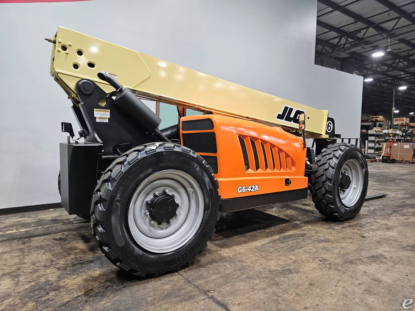 2011 JLG G6-42A
