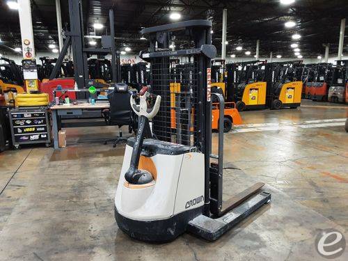 2013 Crown SX3000-30