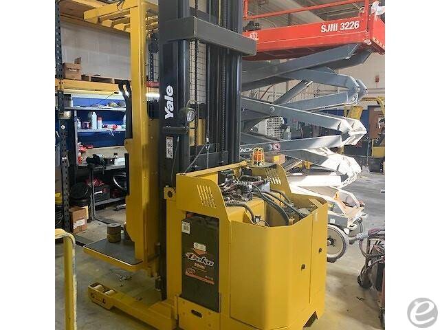 2017 Yale OS030BF Electric Order Pi...