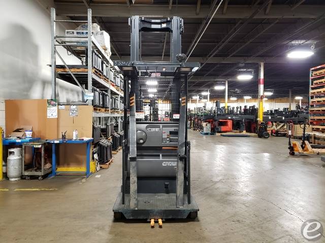 2019 Crown SP3530-30
