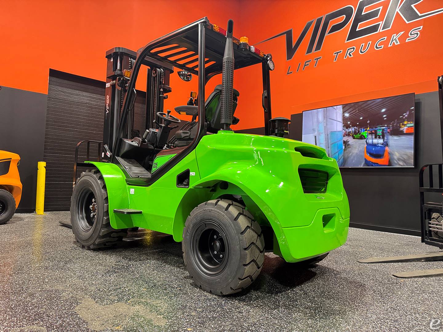 2026 Viper Lift Trucks RTD35F-2