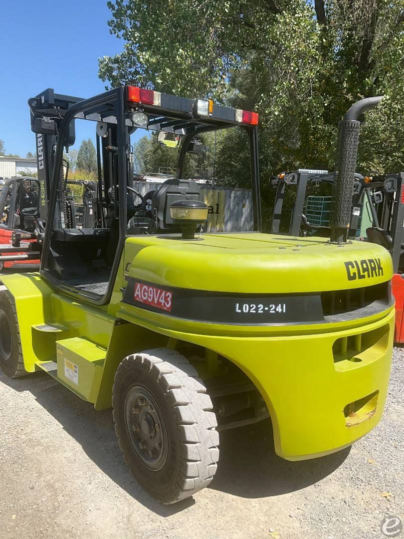 2024 Clark C70D