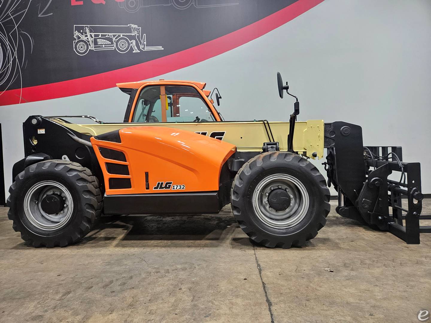 2020 JLG 1732