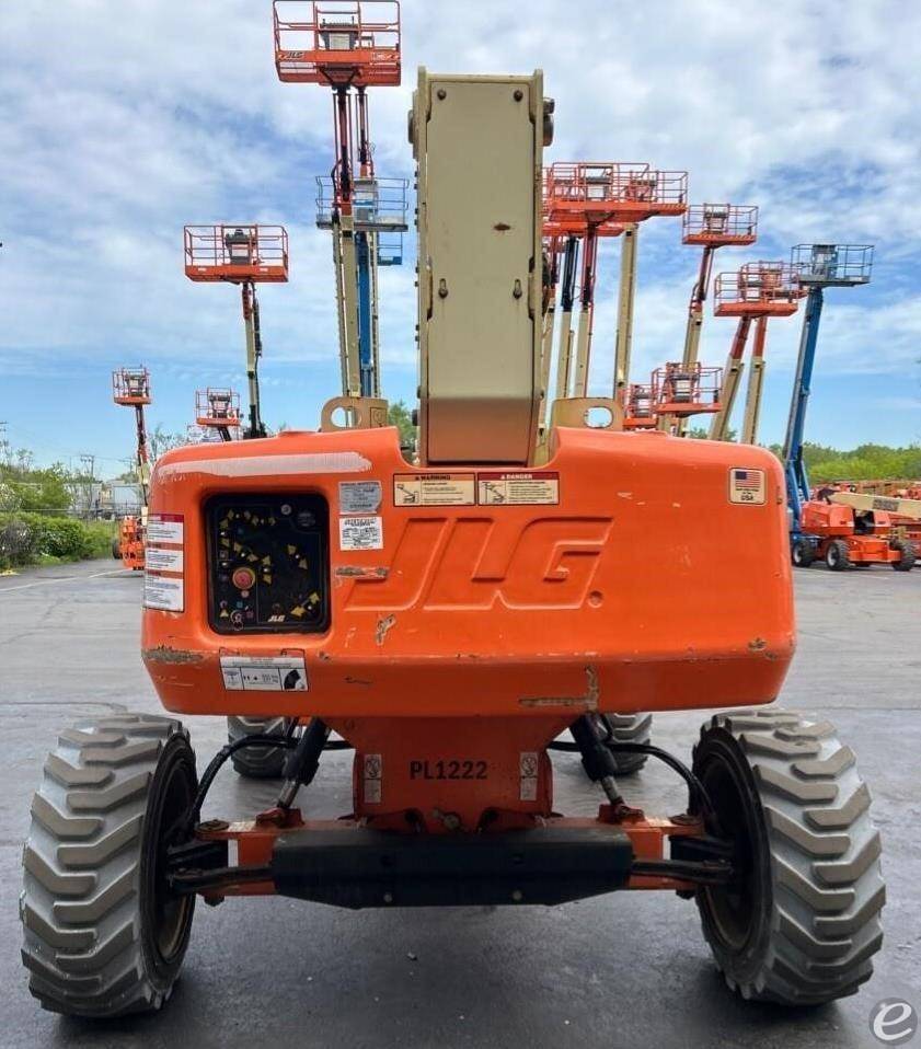 2014 JLG M600JP