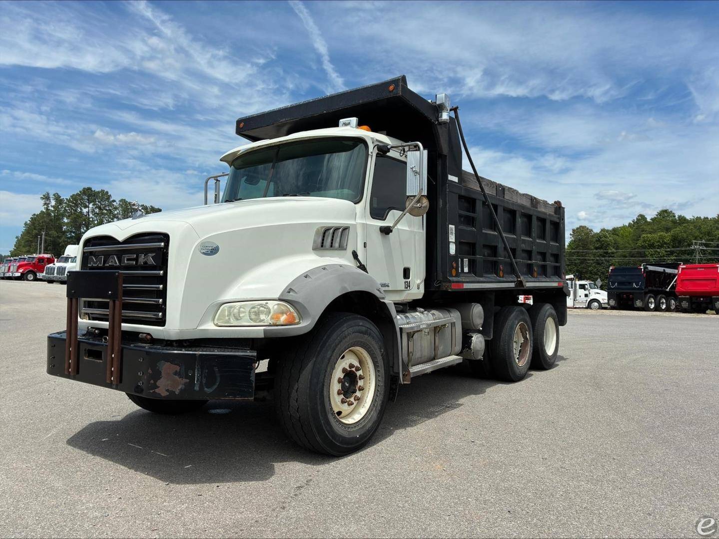2015 Mack GRANITE GU813
