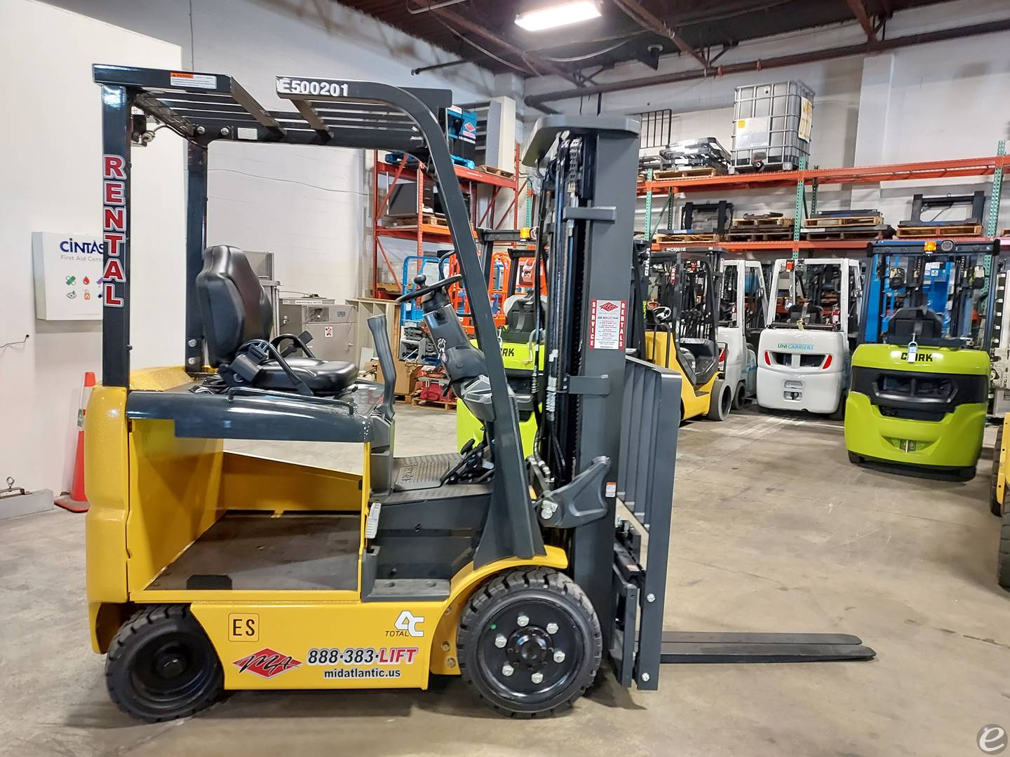 2022 Komatsu FB25SHU-6 Unavailable ...