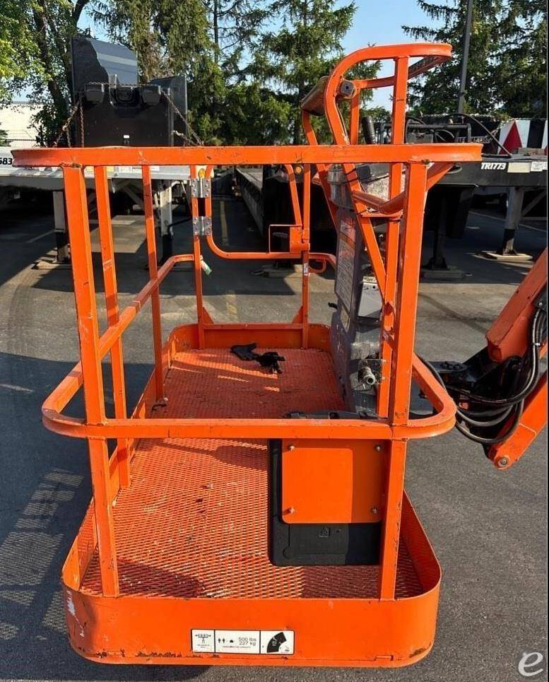 2014 JLG 660SJ