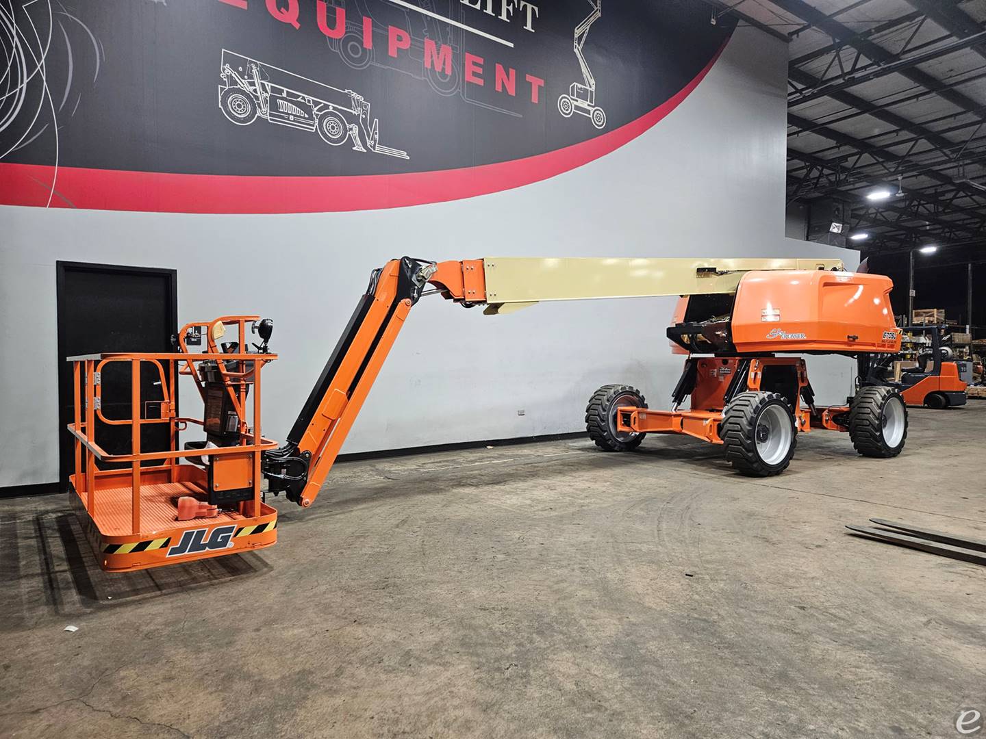 2023 JLG 670SJ