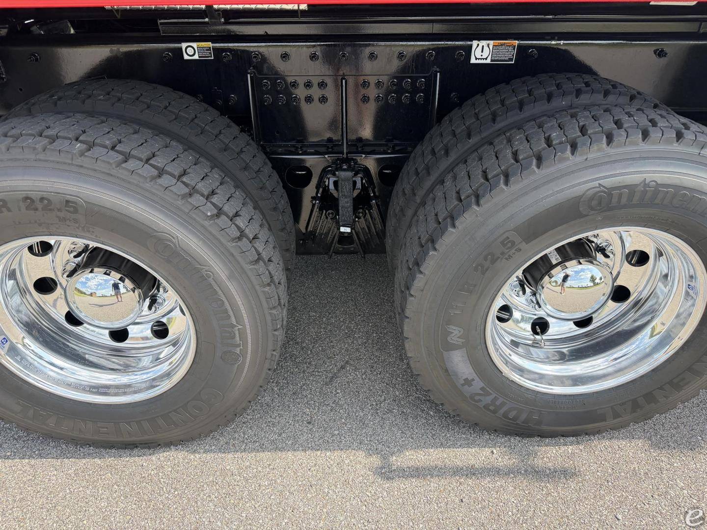 2027 Peterbilt 567