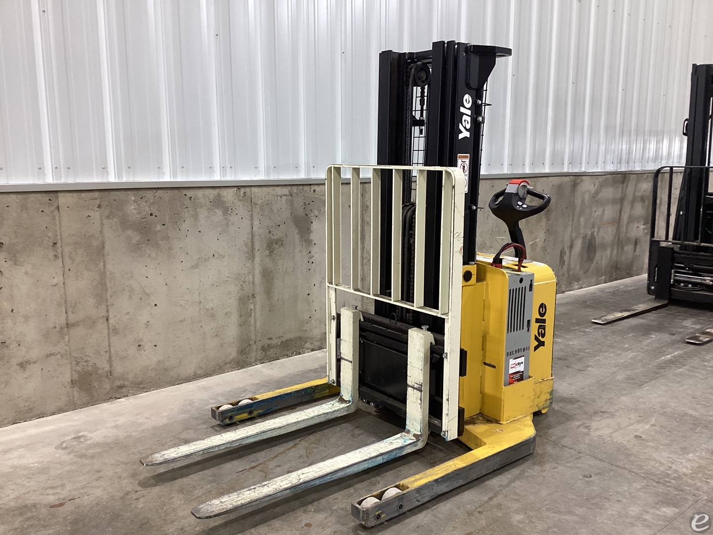 2015 Yale MSW040SFN24TE072	