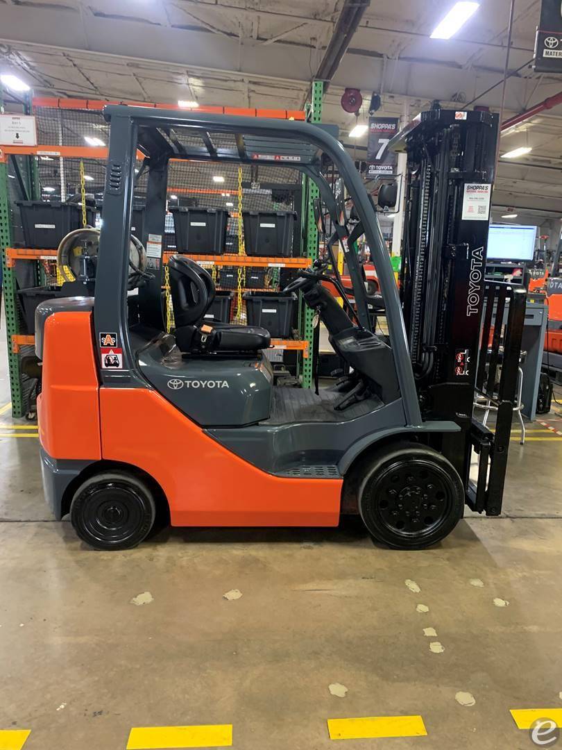 2015 Toyota 8FGCU25 LP Gas Forklift...