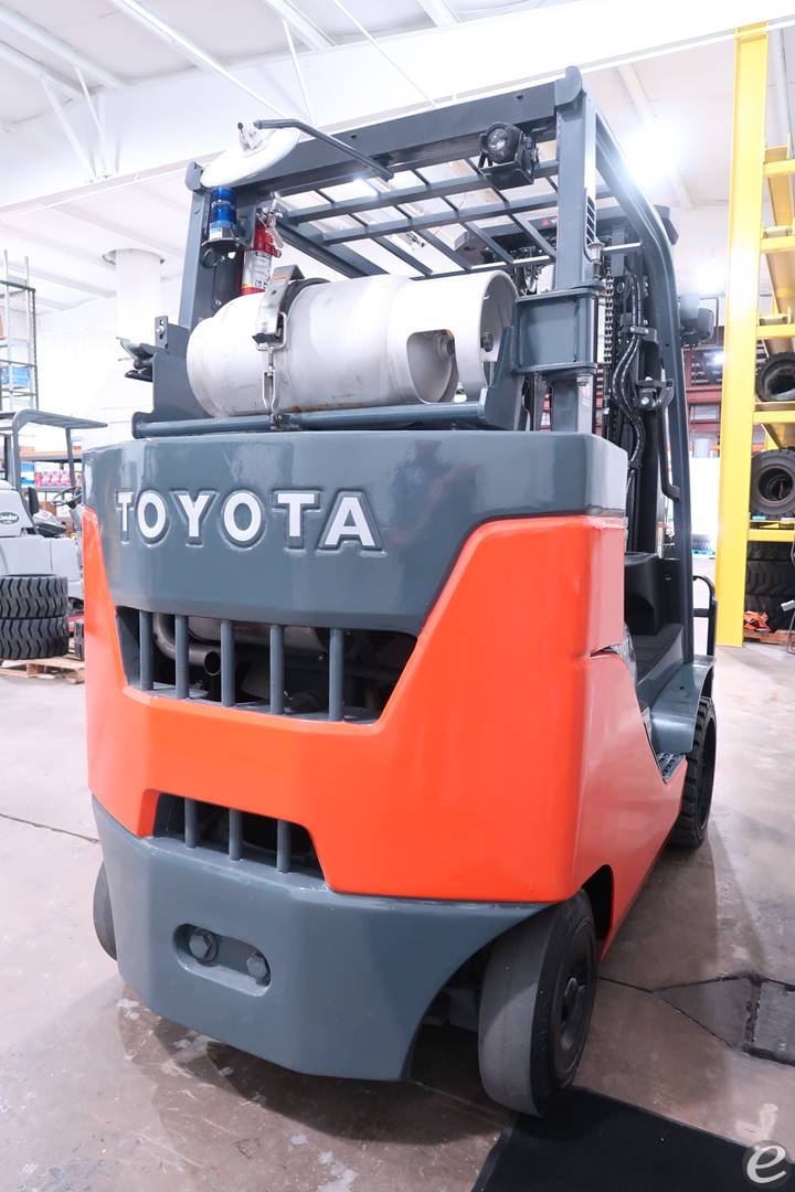2015 Toyota 8FGC35U-BCS Cushion Tire Forklift - 123Forklift