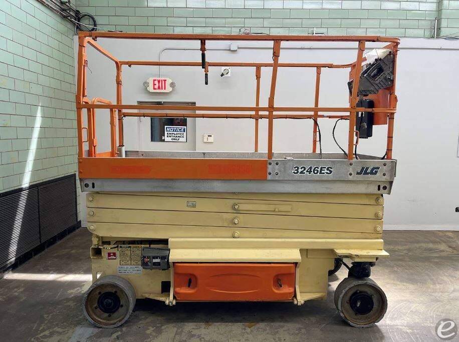 2007 JLG 3246ES Electric Scissor Li...