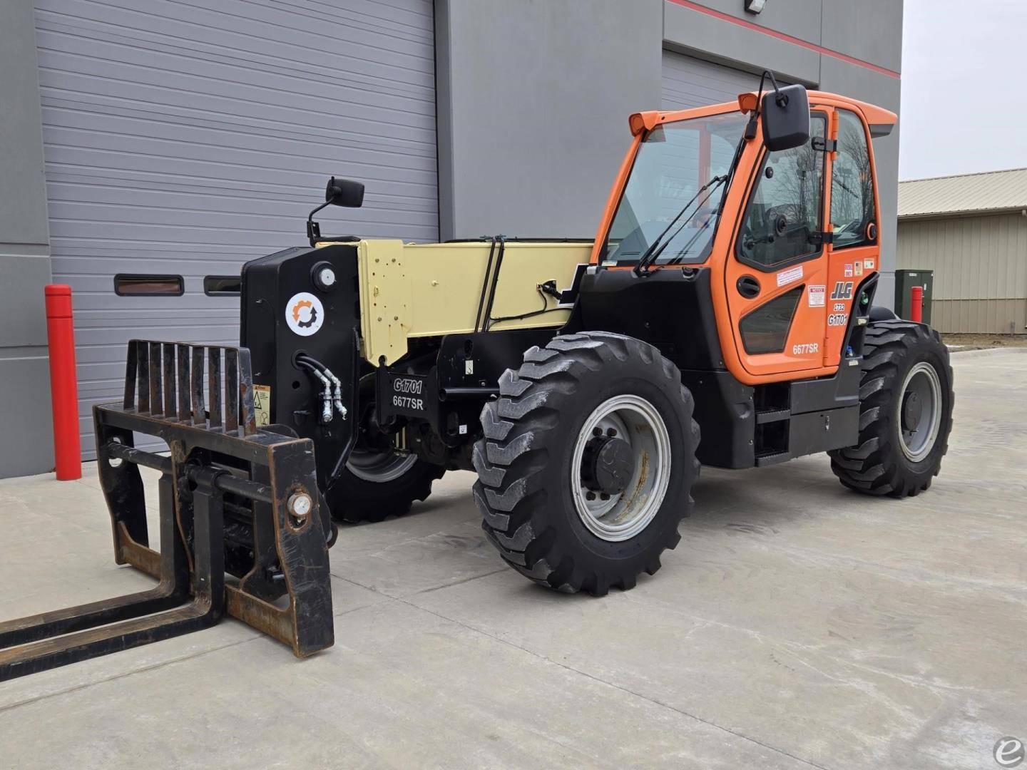 2019 JLG 1732
