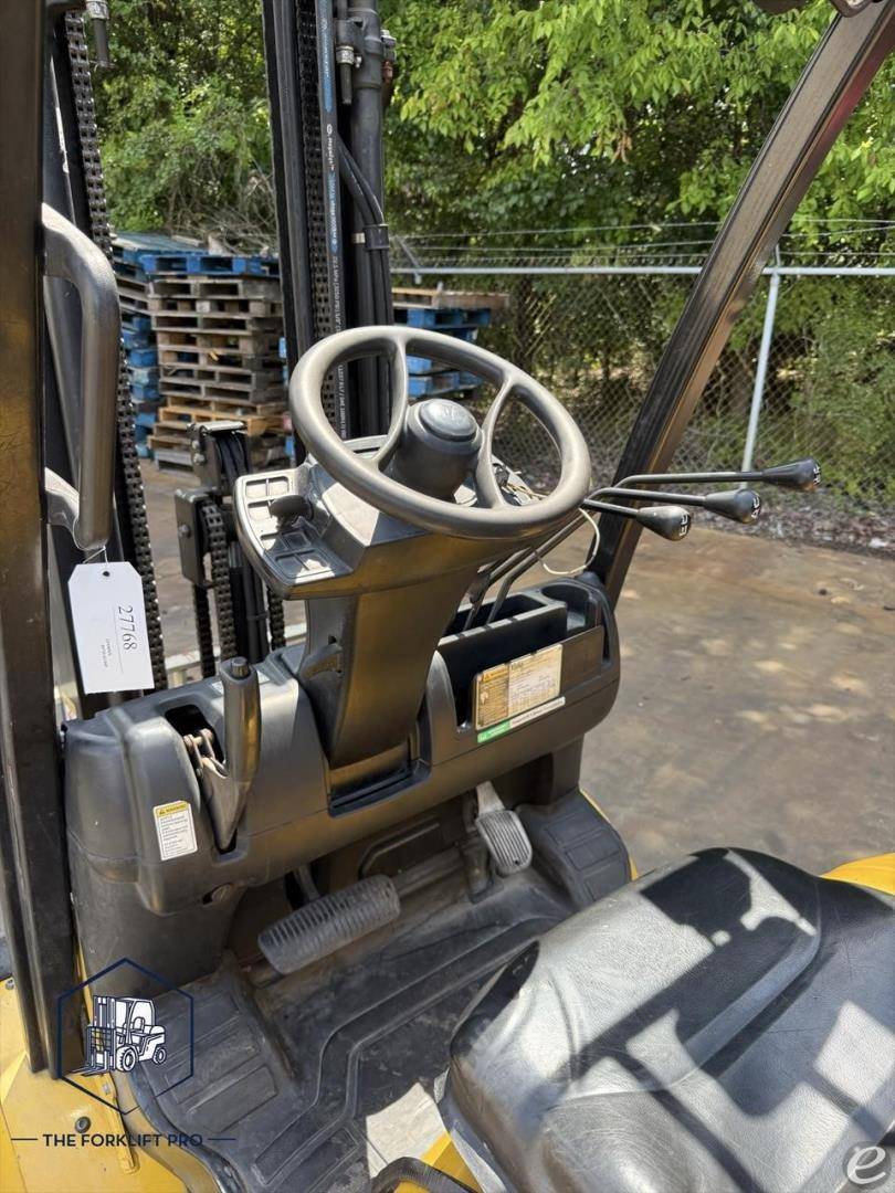 2016 Yale GLP050MX