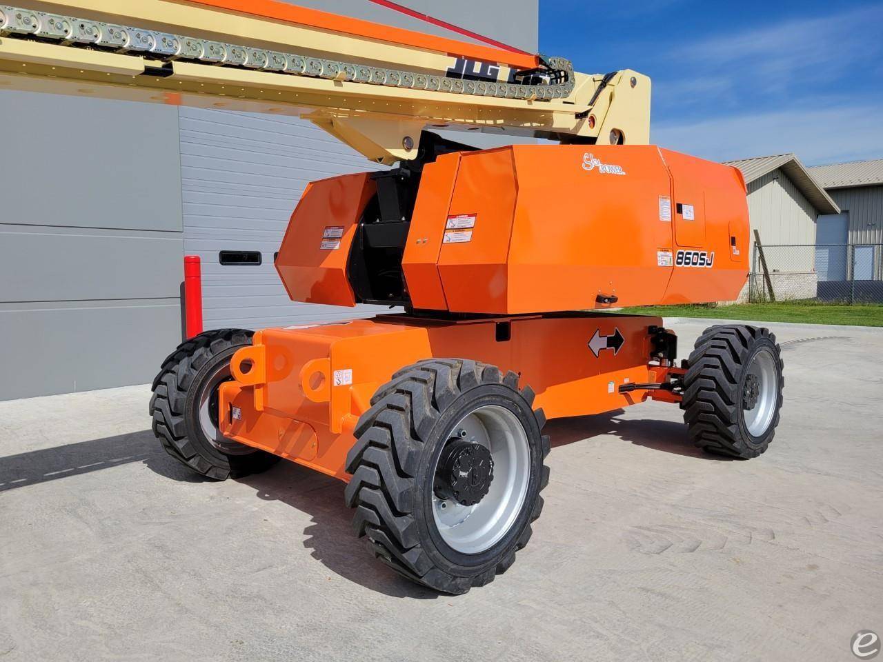 2023 JLG 860SJ