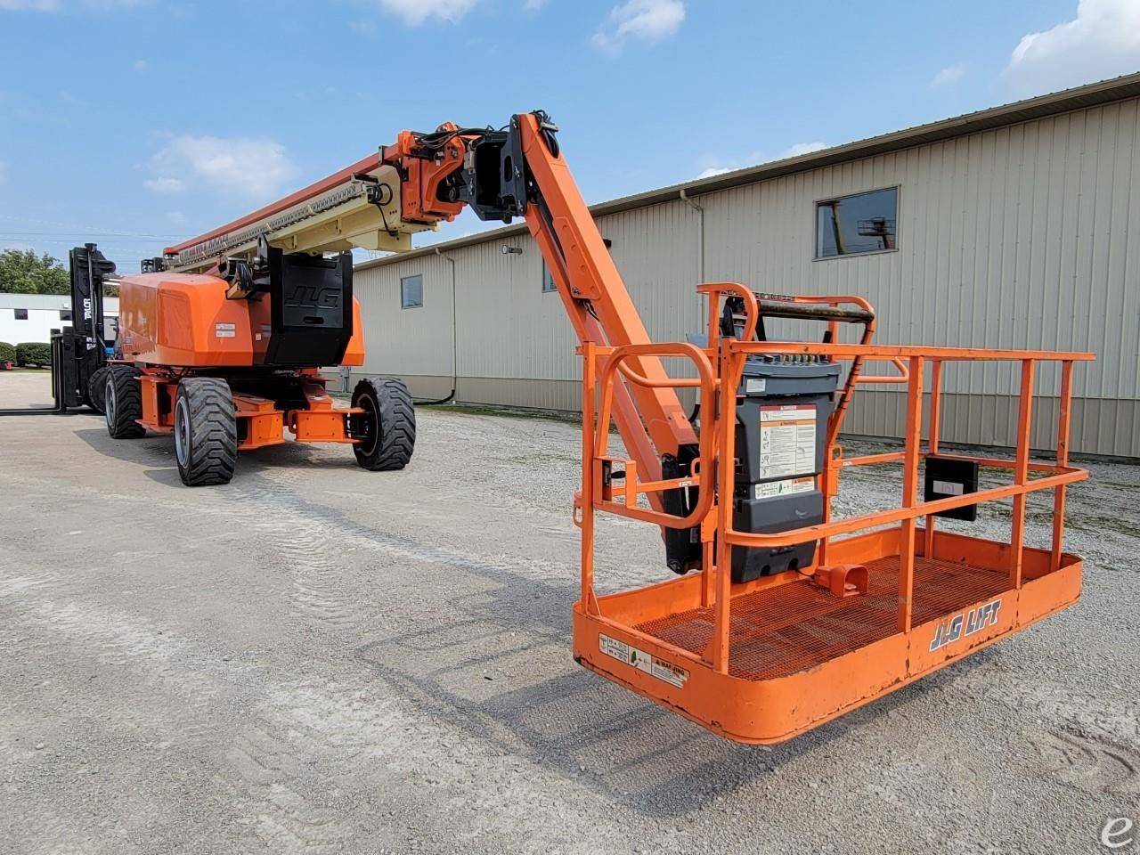2019 JLG 1500AJP