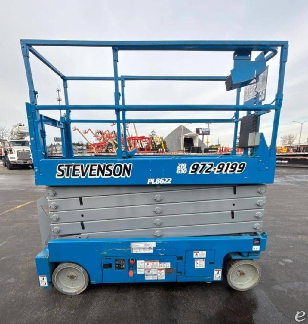 2014 Genie GS3232