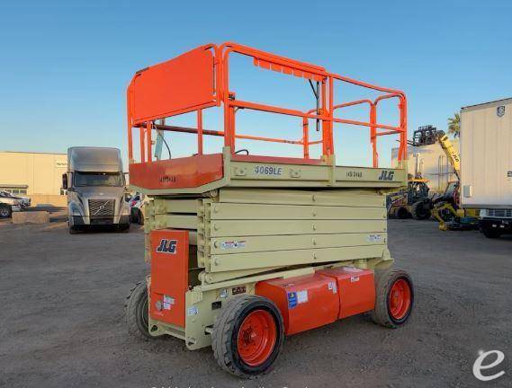 2014 JLG 4069LE Electric Scissor Lift - 123Forklift