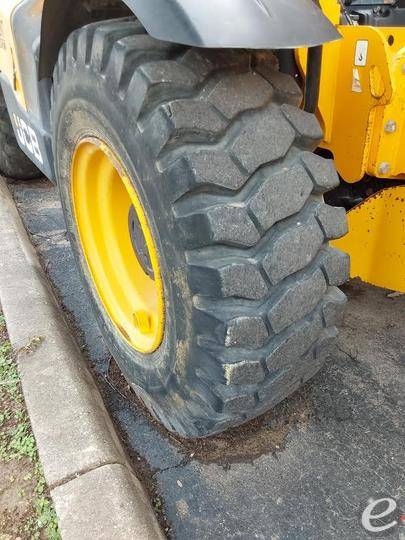 2019 JCB 510-56