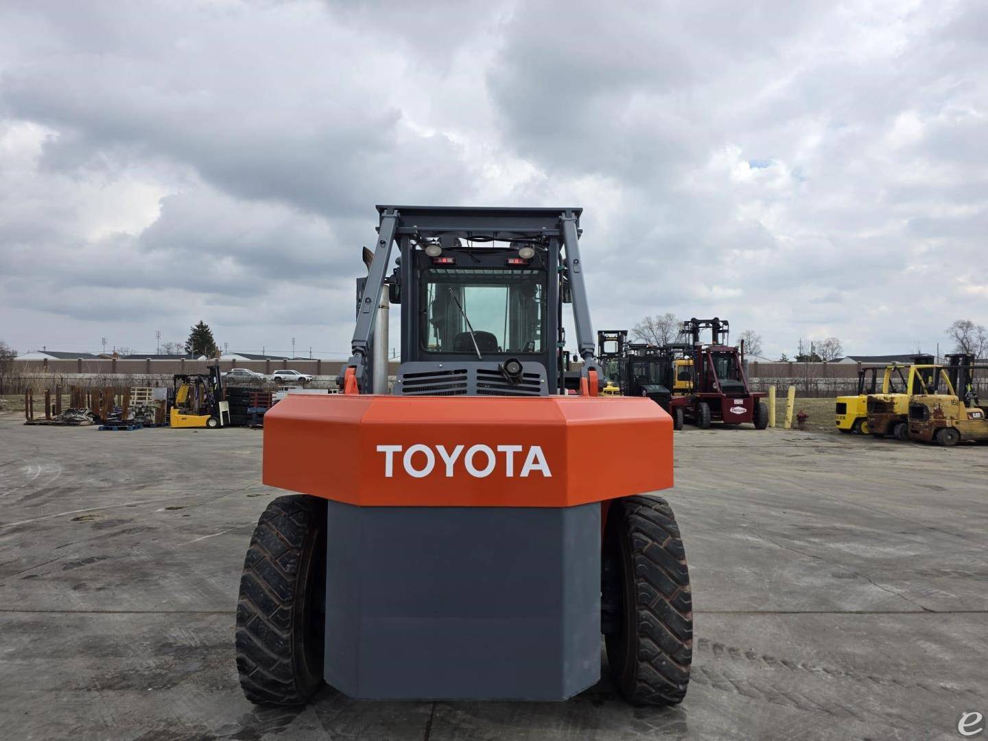 2012 Hoist Liftruck P360