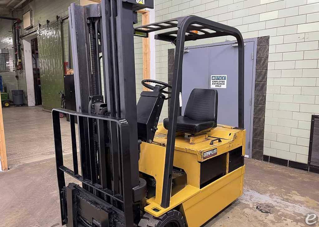 1992 Cat                                       F30 Electric Forklift - 123Forklift