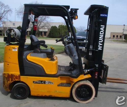 2018 Hyundai 25LC-7A